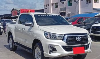 REVO 4WD 2018 2.8G AT DOUBLE CAB WHITE  8314 full
