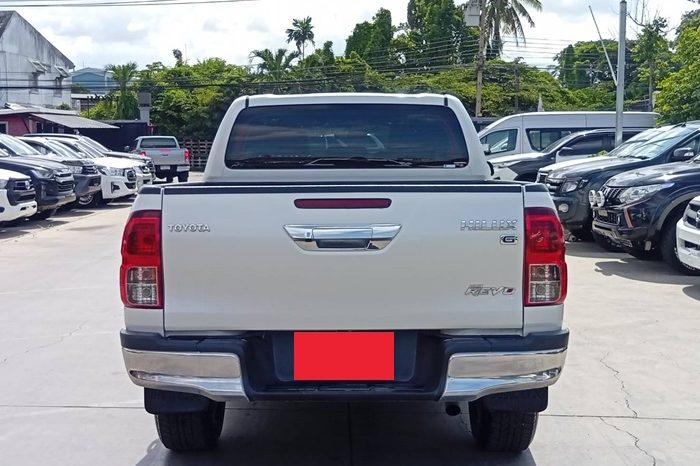 REVO 4WD 2018 2.8G AT DOUBLE CAB WHITE  8314 full