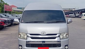 TOYOTA 2WD 2018 3.0 MT COMMUTER SILVER  6380 full
