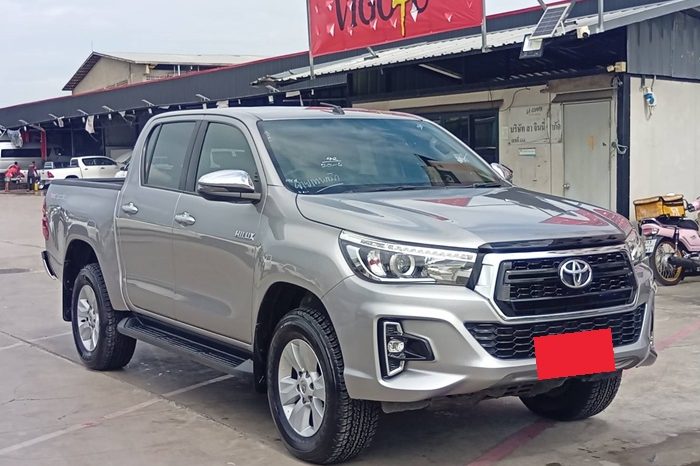 REVO PRE 2020 2.4E AT DOUBLE CAB SILVER  2304 full