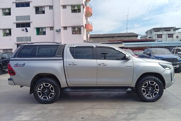 REVO 4WD 2021 2.4E MT DOUBLE CAB SILVER  8649 full