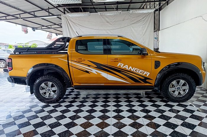 FORD 4WD 2023 2.0 AT DOUBLE CAB YELLOW  3438 full