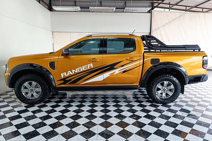 FORD 4WD 2023 2.0 AT DOUBLE CAB YELLOW  3438 full