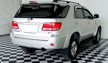 TOYOTA 4WD 2007 2.7V AT FORTUNER SILVER  6463 full
