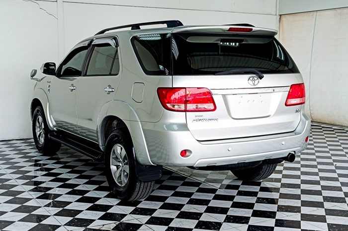 TOYOTA 4WD 2007 2.7V AT FORTUNER SILVER  6463 full