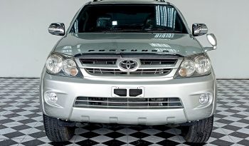 TOYOTA 4WD 2007 2.7V AT FORTUNER SILVER  6463 full