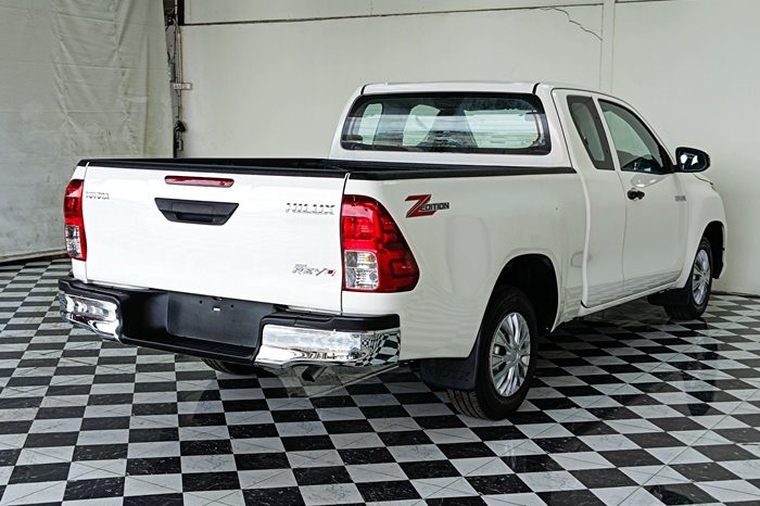 REVO 2WD 2020 2.4J AT SMART CAB WHITE  8260 full
