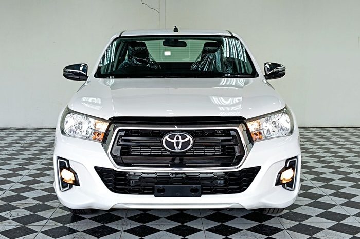 REVO 2WD 2020 2.4J AT SMART CAB WHITE  8260 full