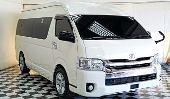 TOYOTA 2WD 2019 3.0 AT COMMUTER WHITE  6244 full