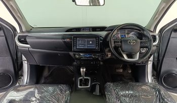 REVO 4WD 2022 2.8G AT DOUBLE CAB SILVER  9974 full