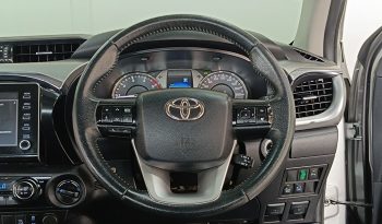 REVO 4WD 2022 2.8G AT DOUBLE CAB SILVER  9974 full