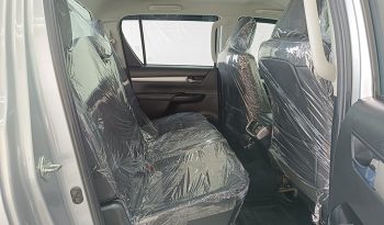 REVO 4WD 2022 2.8G AT DOUBLE CAB SILVER  9974 full