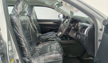 REVO 4WD 2022 2.8G AT DOUBLE CAB SILVER  9987 full