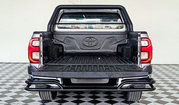 REVO 4WD 2022 2.8G AT DOUBLE CAB SILVER  9987 full