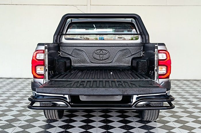 REVO 4WD 2022 2.8G AT DOUBLE CAB SILVER  9987 full