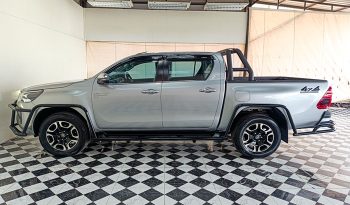REVO 4WD 2022 2.8G AT DOUBLE CAB SILVER  9987 full