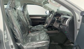 REVO 4WD 2022 2.8G AT DOUBLE CAB SILVER  9937 full