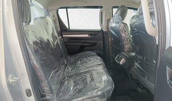 REVO 4WD 2022 2.8G AT DOUBLE CAB SILVER  9937 full