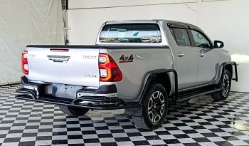 REVO 4WD 2022 2.8G AT DOUBLE CAB SILVER  9937 full