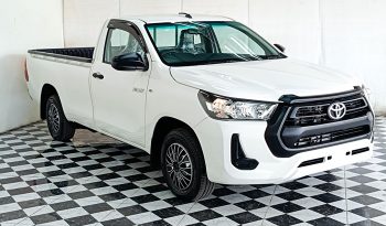 REVO 2WD 2021 2.4J MT STANDARD WHITE  4631 full