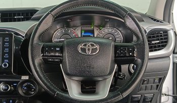 REVO 4WD 2020 2.8G AT DOUBLE CAB SILVER  6923 full