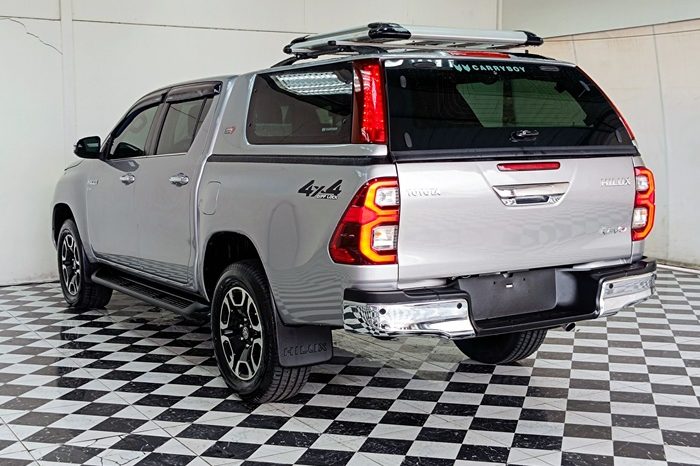 REVO 4WD 2020 2.8G AT DOUBLE CAB SILVER  6923 full