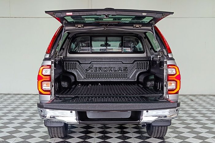 REVO 4WD 2020 2.8G AT DOUBLE CAB SILVER  6923 full