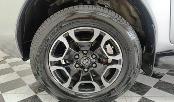 REVO 4WD 2020 2.8G AT DOUBLE CAB SILVER  6923 full