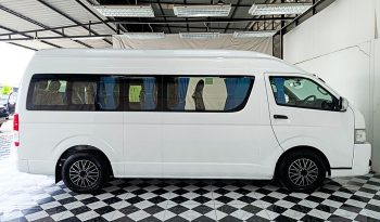 TOYOTA 2WD 2019 3.0 MT COMMUTER WHITE  3531 full