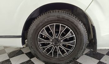 TOYOTA 2WD 2019 3.0 MT COMMUTER WHITE  3531 full