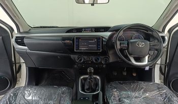 REVO 4WD 2019 2.4E MT SMART CAB WHITE  8620 full