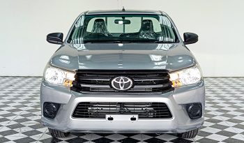 REVO 2WD 2018 2.4J MT STANDARD SILVER  855 full