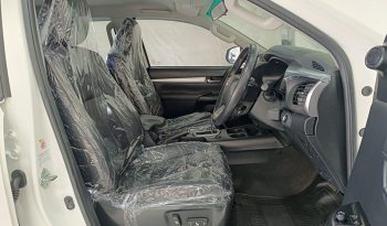 REVO 4WD 2018 2.8G AT DOUBLE CAB WHITE 8333 full