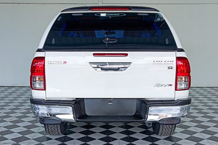 REVO 4WD 2018 2.8G AT DOUBLE CAB WHITE 8333 full