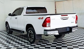 REVO 4WD 2018 2.4E MT SMART CAB WHITE  5056 full