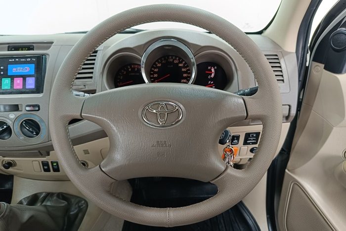 TOYOTA 4WD 2007 3.0V MT FORTUNER SILVER  3262 full