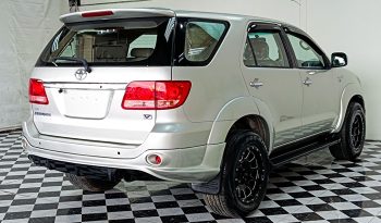 TOYOTA 4WD 2007 3.0V MT FORTUNER SILVER  3262 full