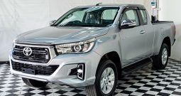 REVO 4WD 2020 2.4E MT SMART CAB SILVER  4634