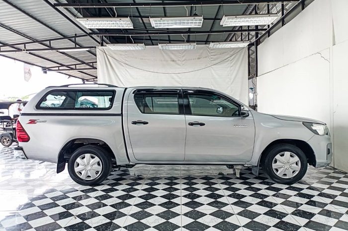 REVO 2WD 2019 2.4J AT DOUBLE CAB SILVER  5816 full