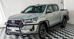 REVO 4WD 2022 2.8G AT DOUBLE CAB SILVER  9978