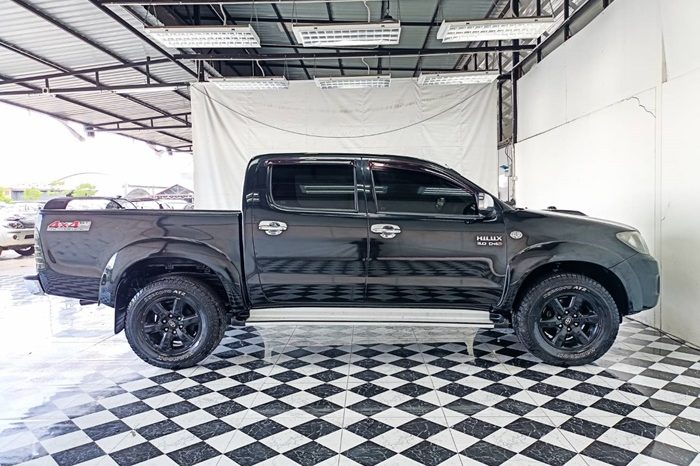 VIGO 4WD 2011 3.0G AT DOUBLE CAB BLACK  6947 full