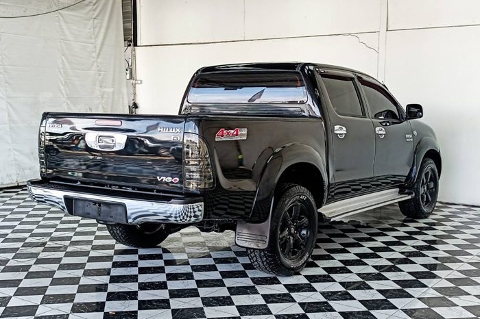 VIGO 4WD 2011 3.0G AT DOUBLE CAB BLACK  6947 full