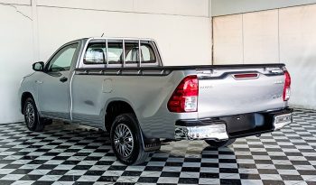 REVO 2WD 2018 2.4J MT STANDARD SILVER  7114 full