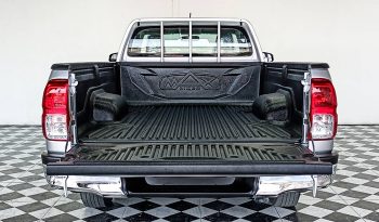 REVO 2WD 2018 2.4J MT STANDARD SILVER  7114 full