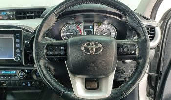 REVO 4WD 2022 2.8G AT DOUBLE CAB SILVER  9936 full