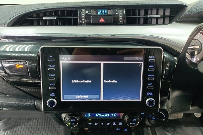 REVO 4WD 2022 2.8G AT DOUBLE CAB SILVER  9936 full