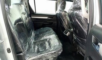 REVO 4WD 2022 2.8G AT DOUBLE CAB SILVER  9936 full