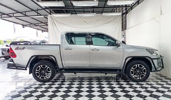 REVO 4WD 2022 2.8G AT DOUBLE CAB SILVER  9936 full