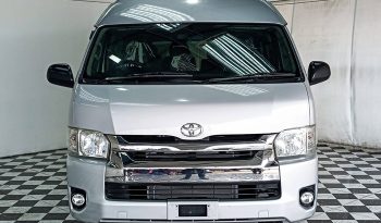 TOYOTA 2WD 2018 3.0 AT COMMUTER SILVER  2276 full