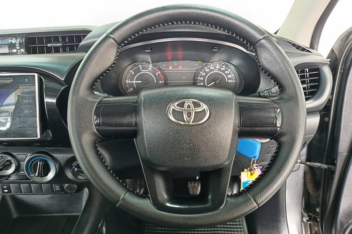 REVO 4WD 2019 2.8J MT STANDARD DARK GREY  4143 full